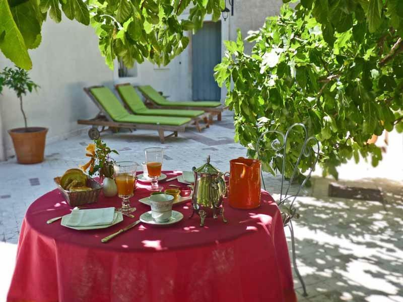 La Royante Bed and Breakfast Aubagne Εξωτερικό φωτογραφία